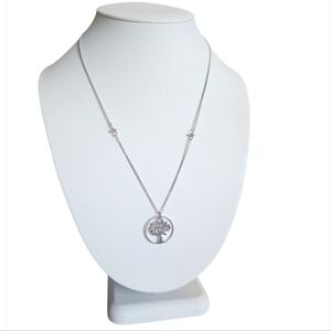 Elegant & Charming Tree of Life Circle Necklace.
